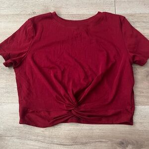 Cute Crop Top With Knot